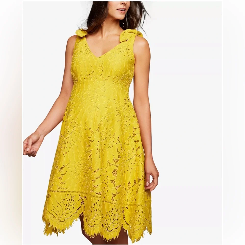 Pea in the Pod Yellow lace maternity dress SZ L (12-16) handkerchief hem - Picture 1 of 4